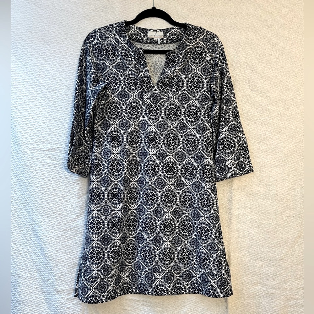 JUDE CONNALLY 3/4 sleeve dress. Size Small. Excellent condition.